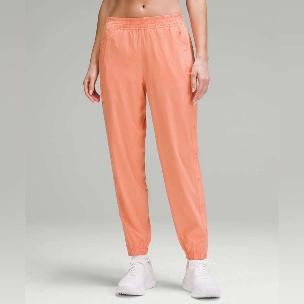 Lululemon Tear-Away Mid-Rise Track Pant 28”